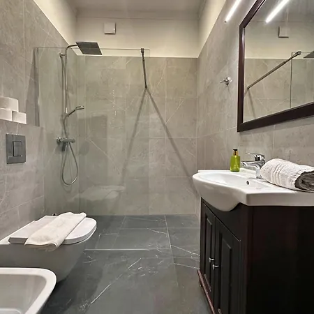 Monte Cassino, 3 Gracje Balkon *